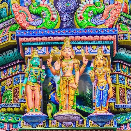 Go Inn Silom Bts Surasak Station V โกอินน์ สีลม Bts สถานีสุรศักดิ์ Bangkok Bagian luar foto